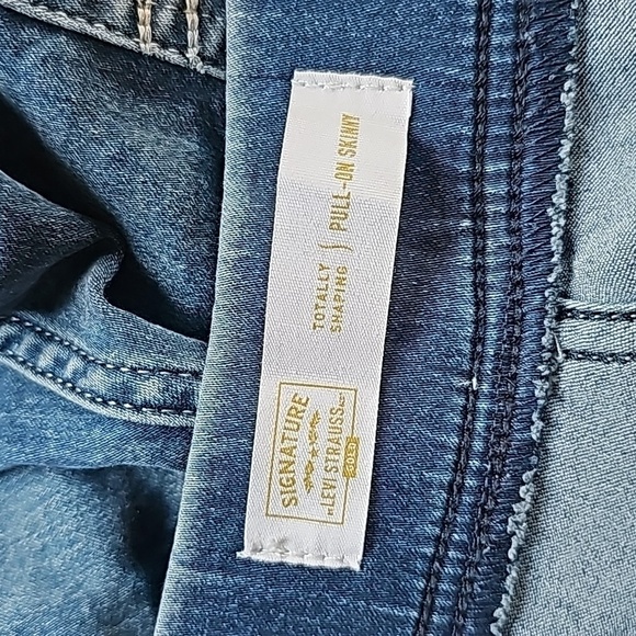 ×2 Levi's totally shaping stretchy soft tall high-rise pull-on skinny jeans - Picture 14 of 15